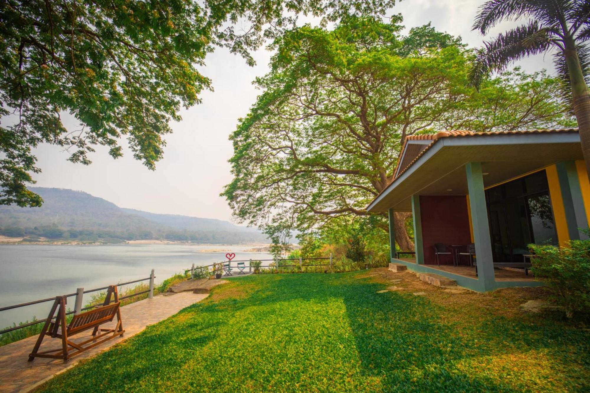 Khong Chiam Orchid Riverside Resort Exteriör bild